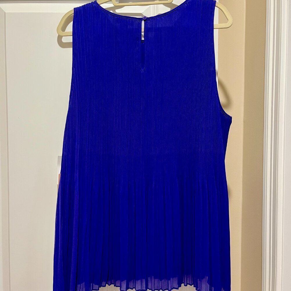 Halogen Blue Sleeveless Pleated Blouse, Women's Size 2x - Picture 3 of 13
